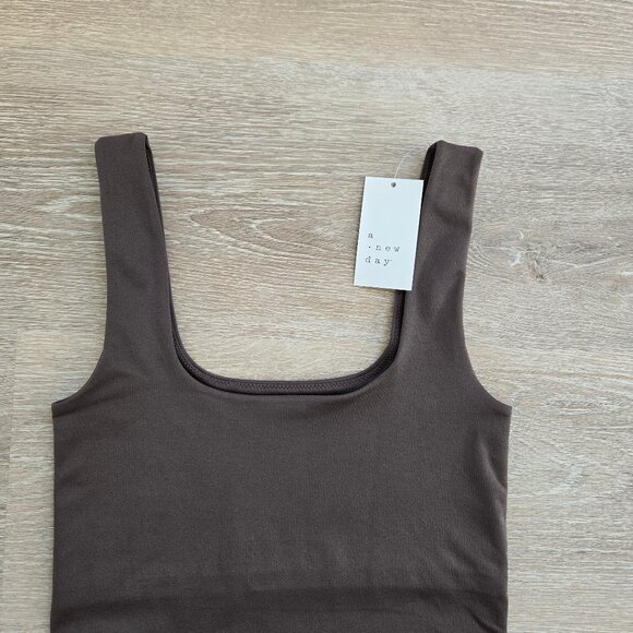 Women's Seamless Tank Bodysuit Light Brown A New Day Size Small New With Tags - Picture 7 of 17
